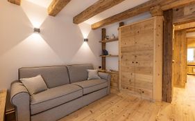 Lino Deluxe Suite